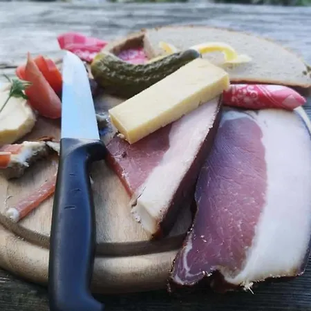 Daniela 5 アパート *